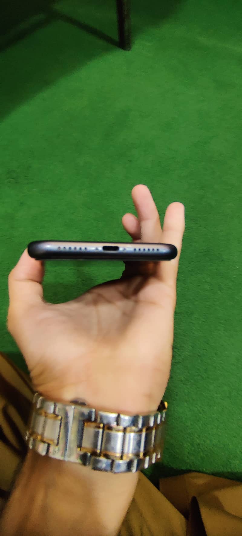 Apple iPhone 11 0
