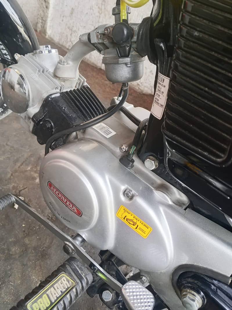 70 1982 Model 10