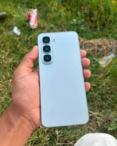 Infinix Hot 60i