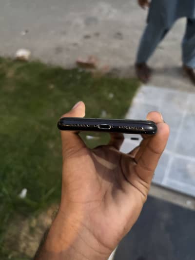 Apple iPhone XR