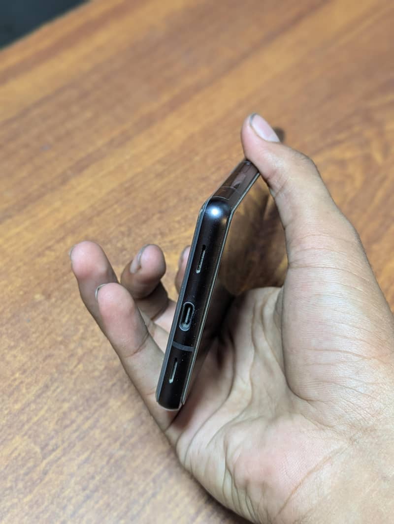 Google Pixel 7a 2