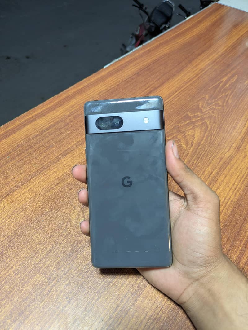 Google Pixel 7a 5
