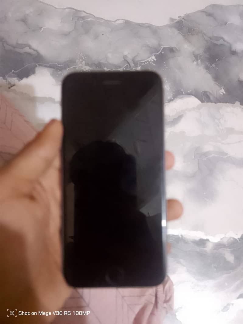 Apple iPhone 6S 2