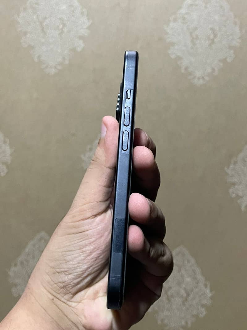 Apple iPhone 15 1