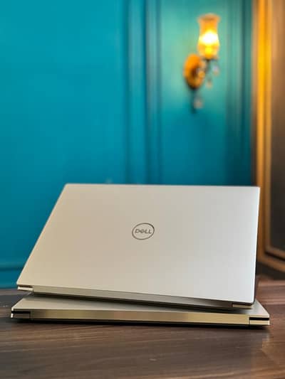 Dell xps | i7 10 Gen | 16GB RAM | 512GB SSD | 4GB gtx 1650 graphic