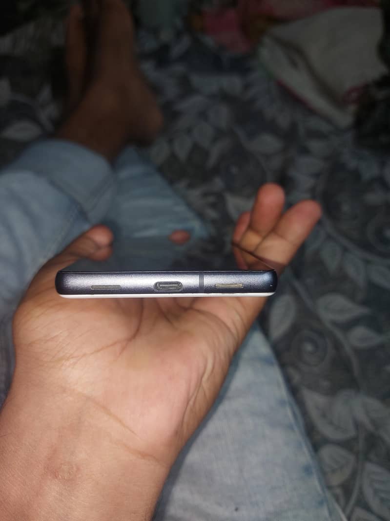 Google Pixel 7a 1