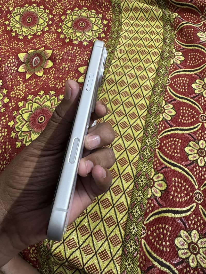 Apple iPhone 17 Pro Max 8