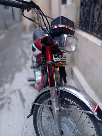 honda  cg 125 1st owner  neat condition