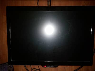Samsung 22-inch LCD TV
