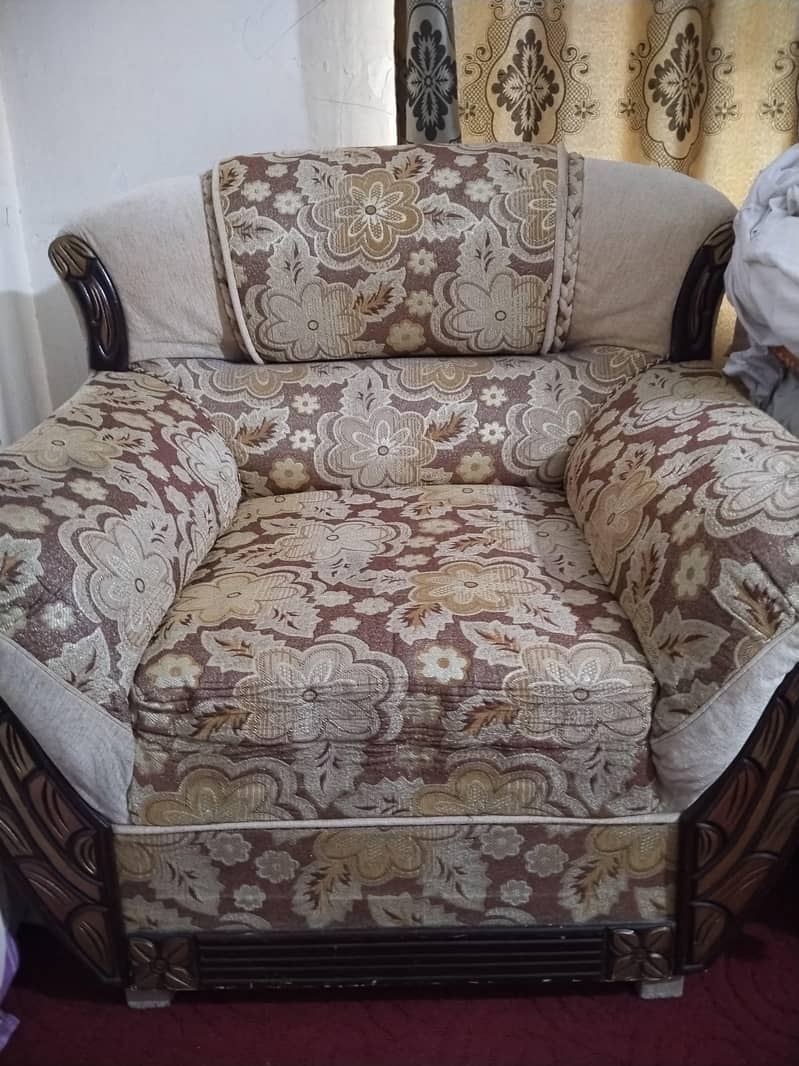sofa set with dewan 1