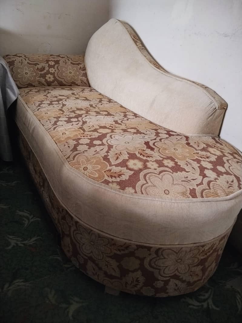 sofa set with dewan 4
