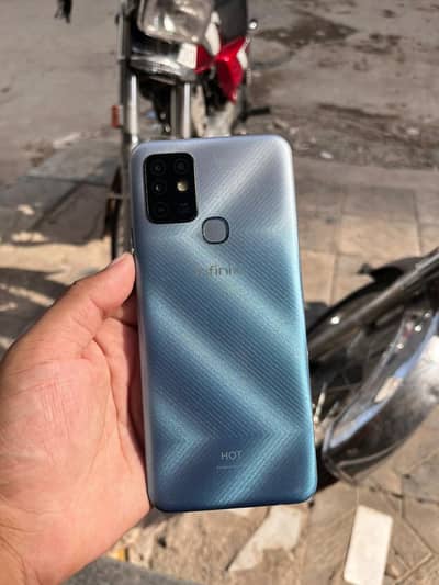 Infinix Hot 10 4\64 only set official PTA approved 10\10 condition