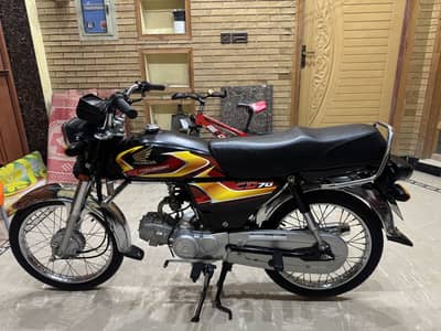 HONDA CD 70 BLACK 2026