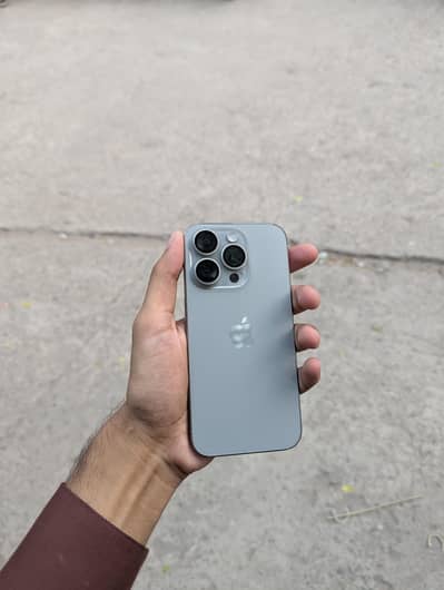 Apple iPhone 15 Pro