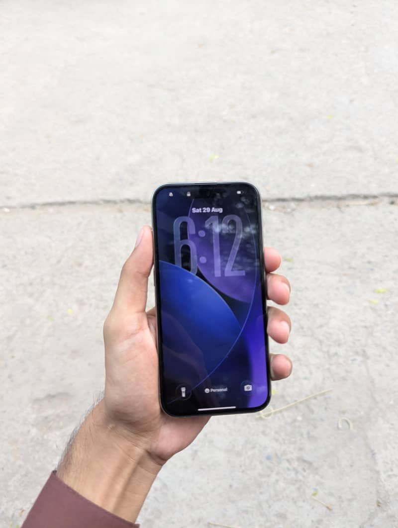 Apple iPhone 15 Pro 1