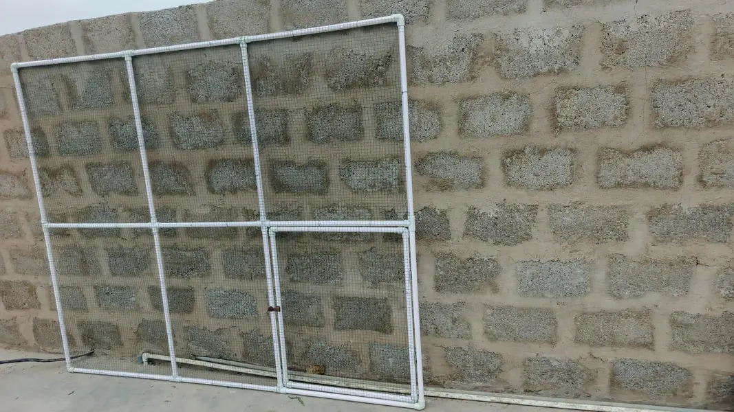 front cage — photo 3