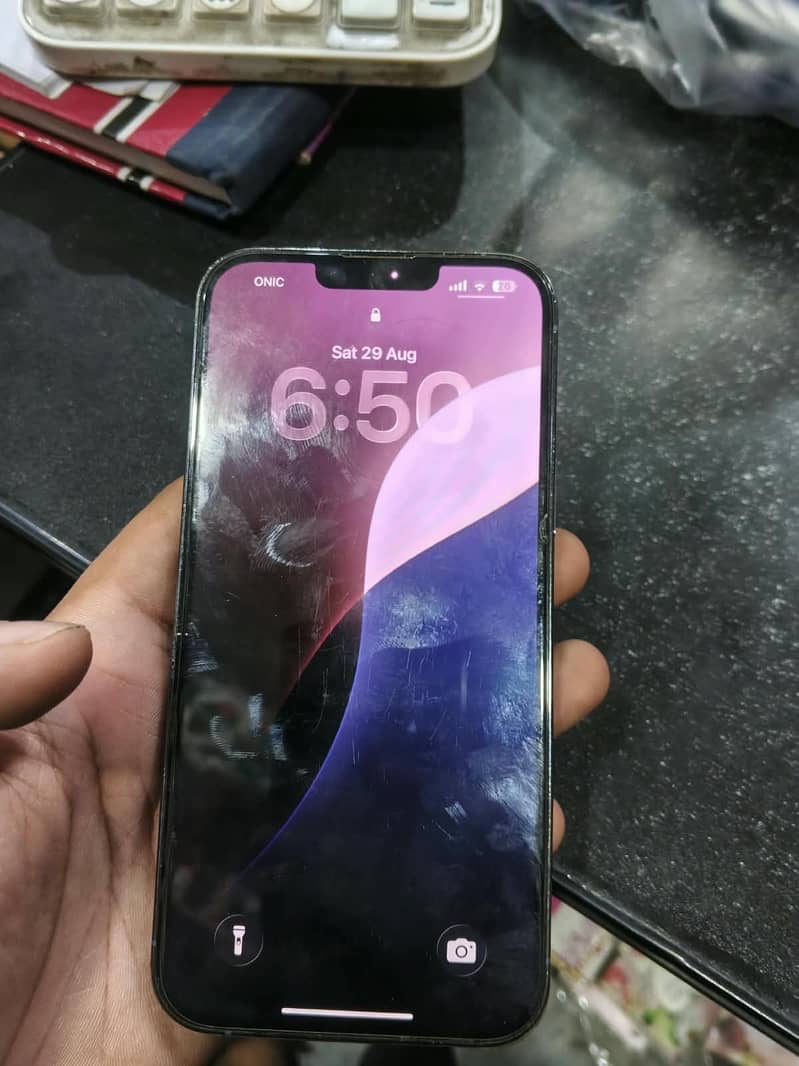 Apple iPhone 13 Pro Max 6