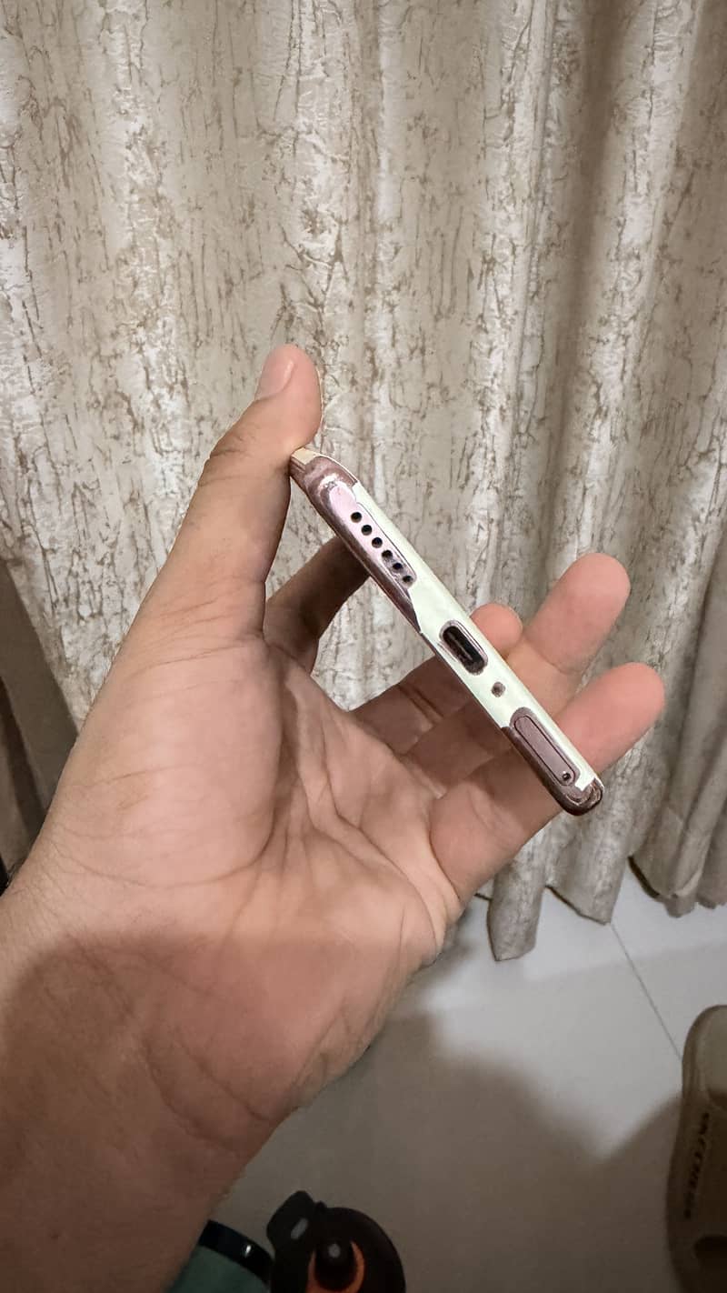 Infinix Zero 40 2