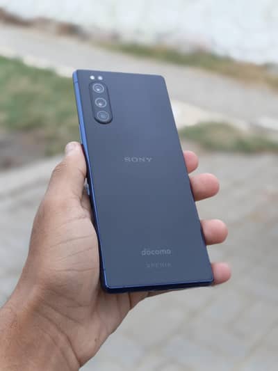 Sony Xperia 5