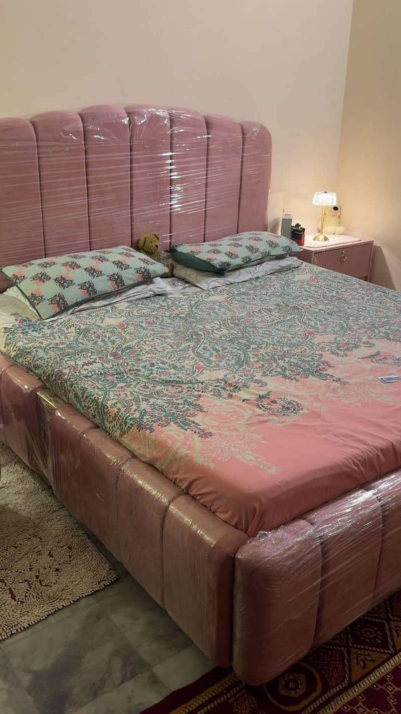 Bed Dressing Puffy 1