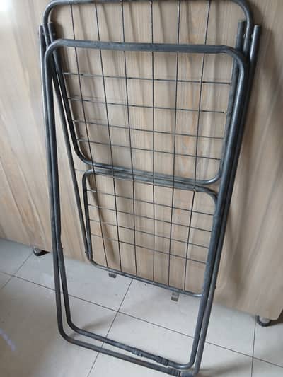 Dry cloth stand