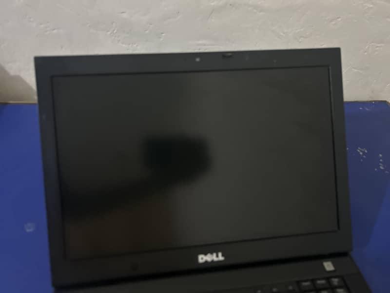 Dell latitude e6400 9