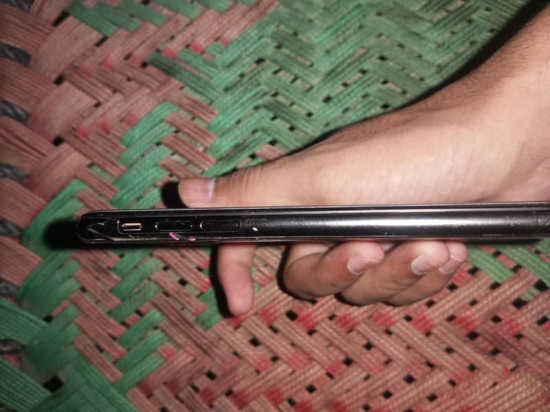 Apple iPhone X 3