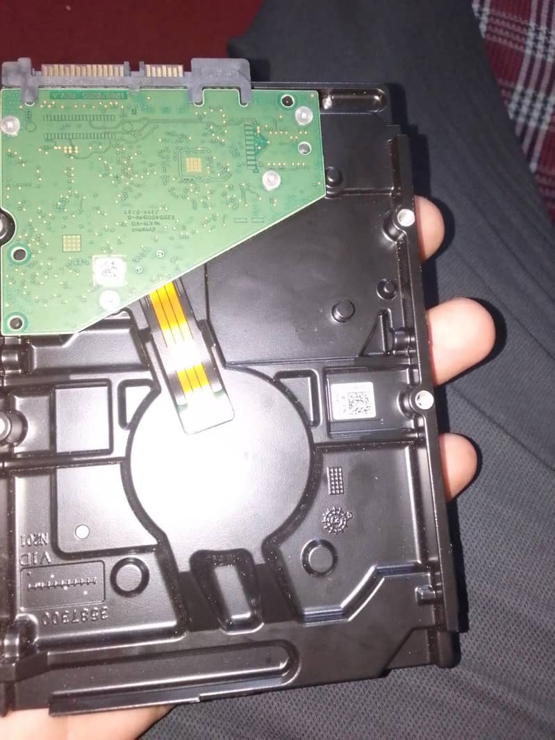 HDD 2000 gb 1