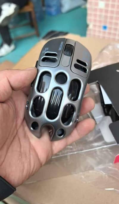T Wolf xt tri mode wireless gaming miuseRGB 12000DPIpixart sensor PUBG