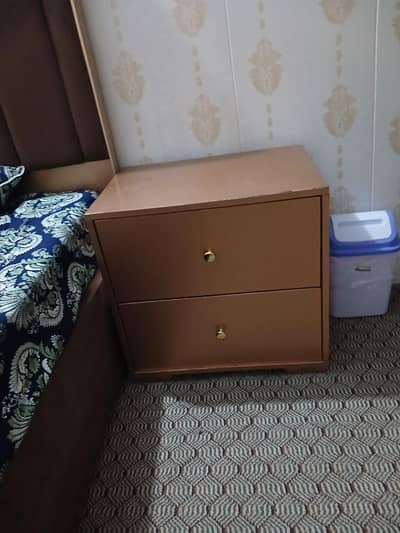 bautiful wooden bed Set for Sale Excellent Condit
