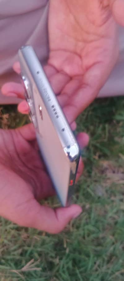 Tecno CAMON 40 Pro