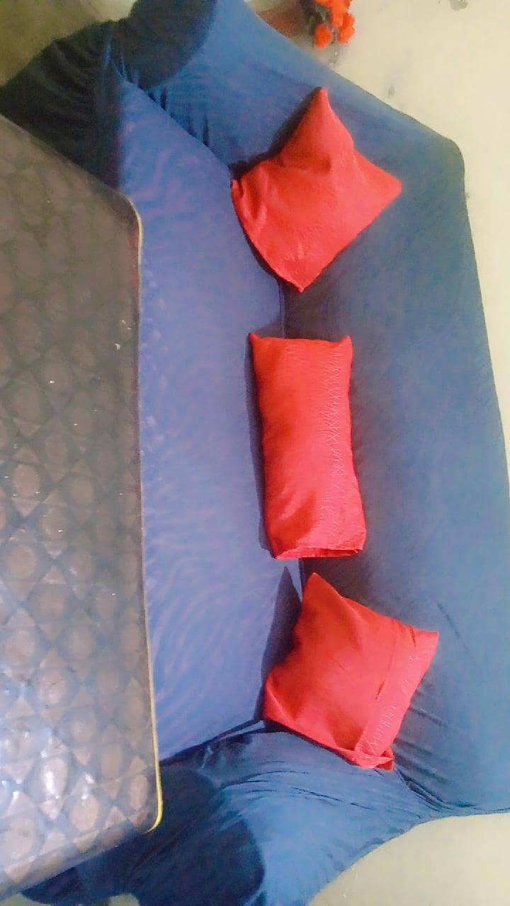 sofa set good condition 0
