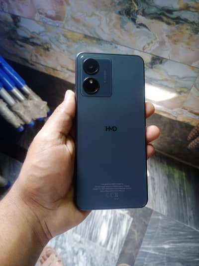 HMD Aura 2