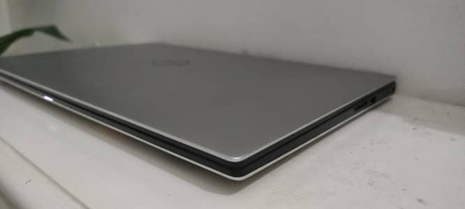 Dell XPS 15 9550