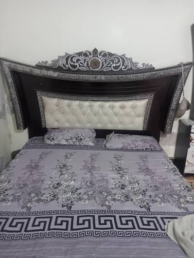 king size bed