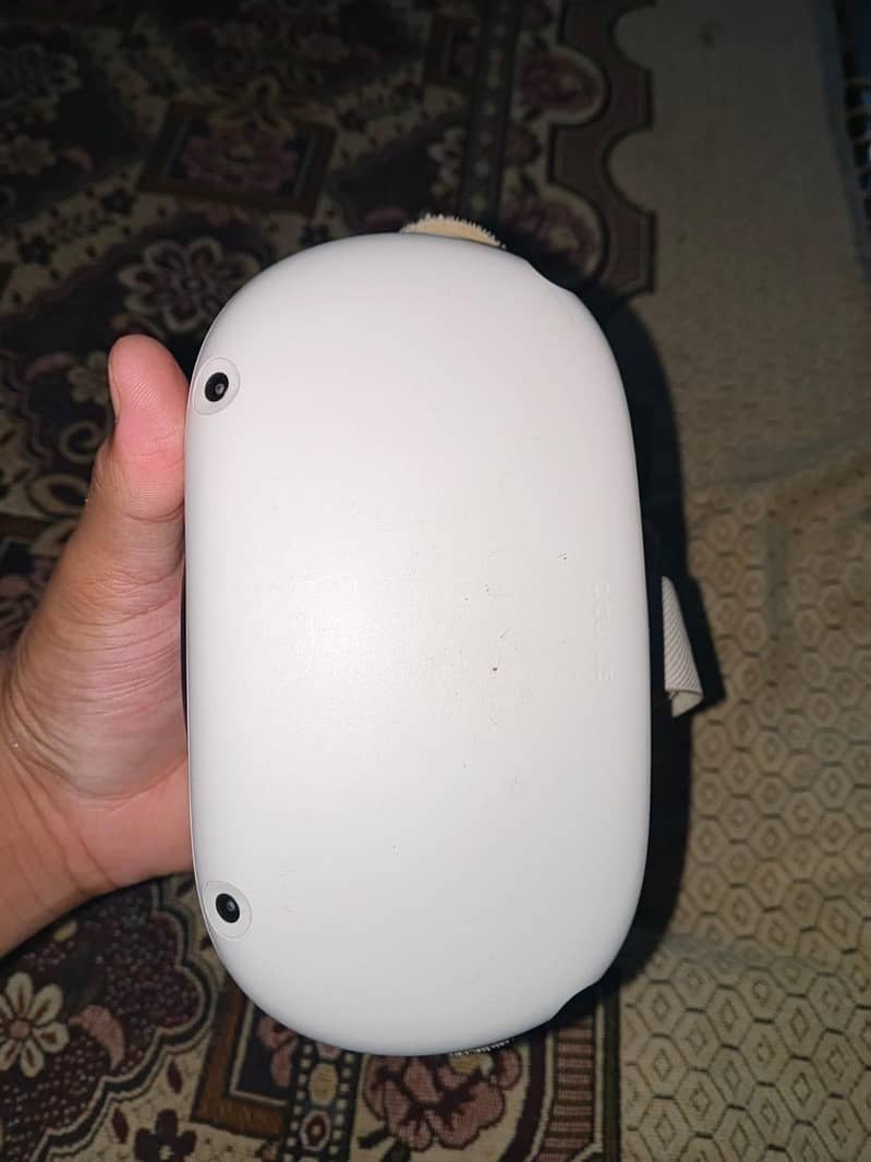 meta oculus quest 2 4