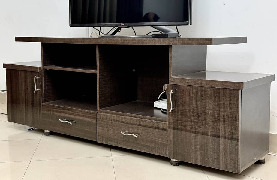 TV console 1