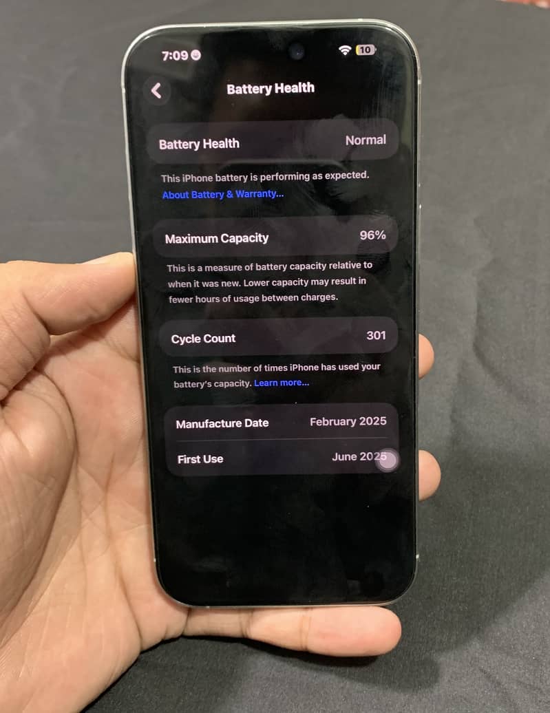 iPhone 16 Pro Max 5