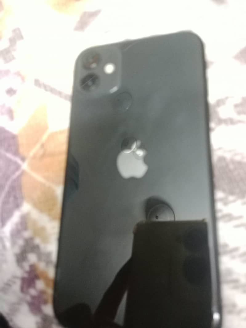 Apple iPhone 11 0