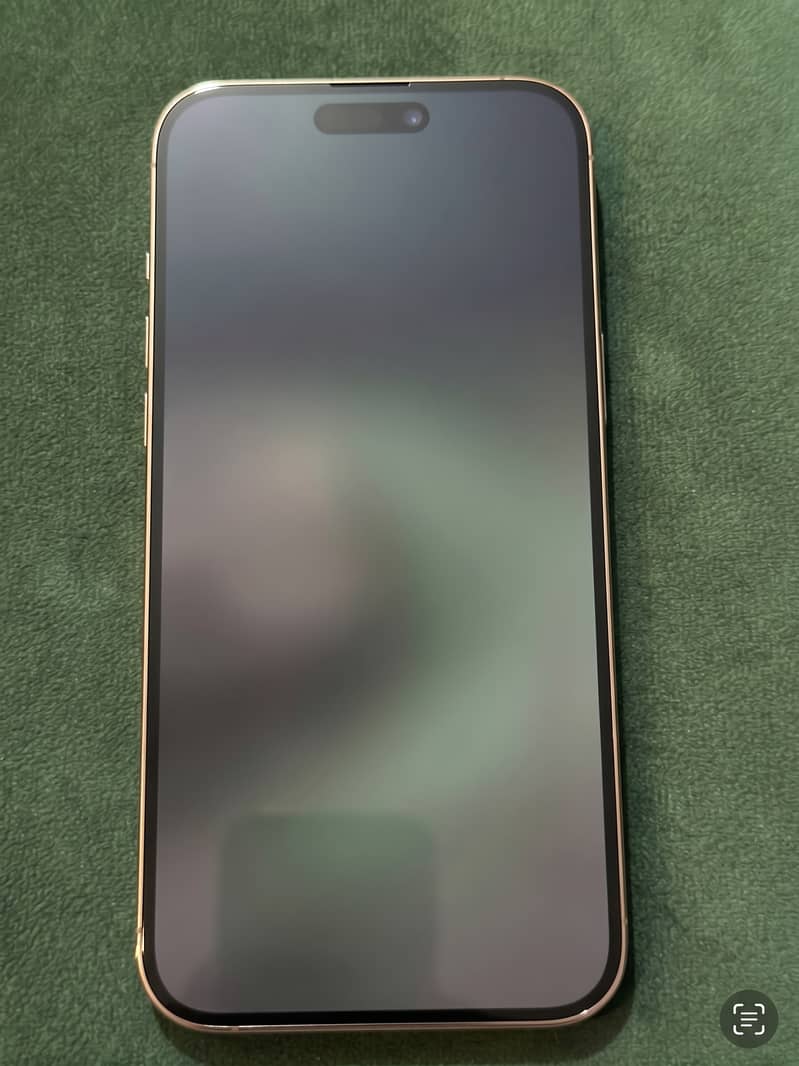 Apple iPhone 16 Pro Max 0
