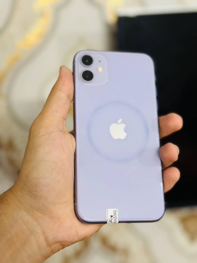 Apple iPhone 11 0