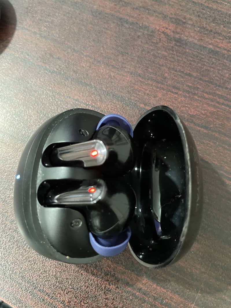 Quantum earbuds 2