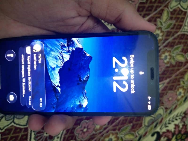 Apple iPhone 12 mini 0