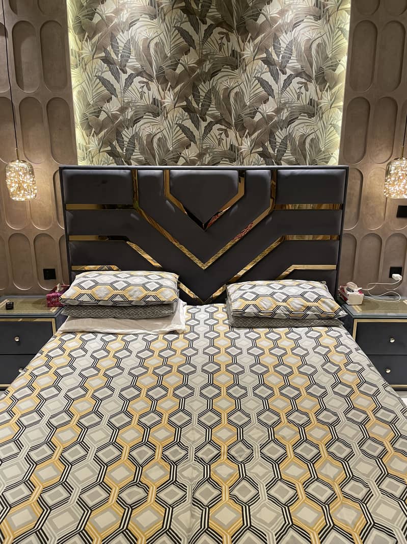 King size bed set with dressing 1