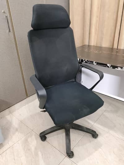Office Chair And Table