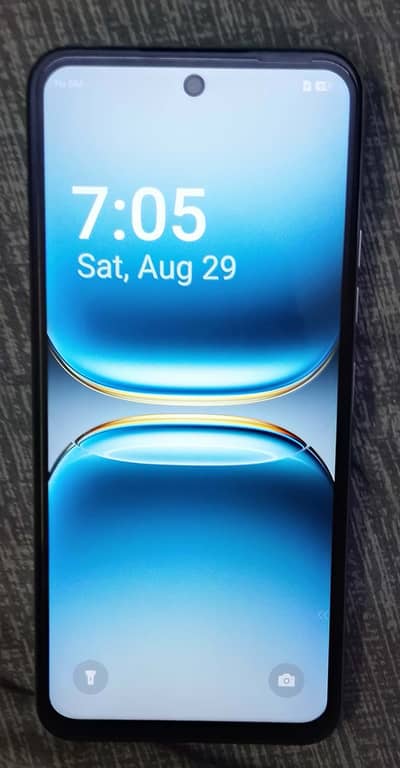Tecno Spark 40 6GB Ram/ 128GB storage  7 Months Warranty for sale.