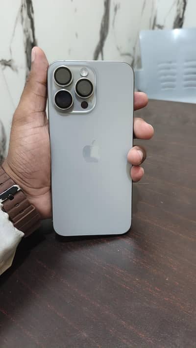 iphone 15 Pro Max JV BH  100 cycel  101  Natural Titanium  Color