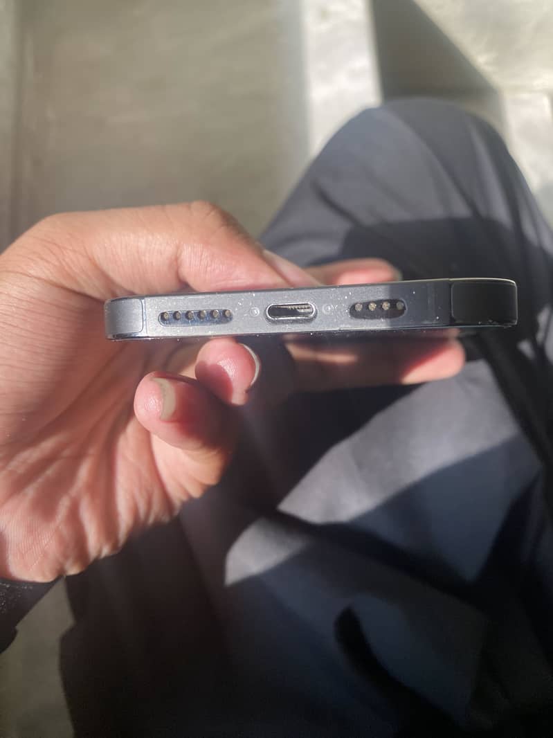 Apple iPhone 14 Pro Max 1