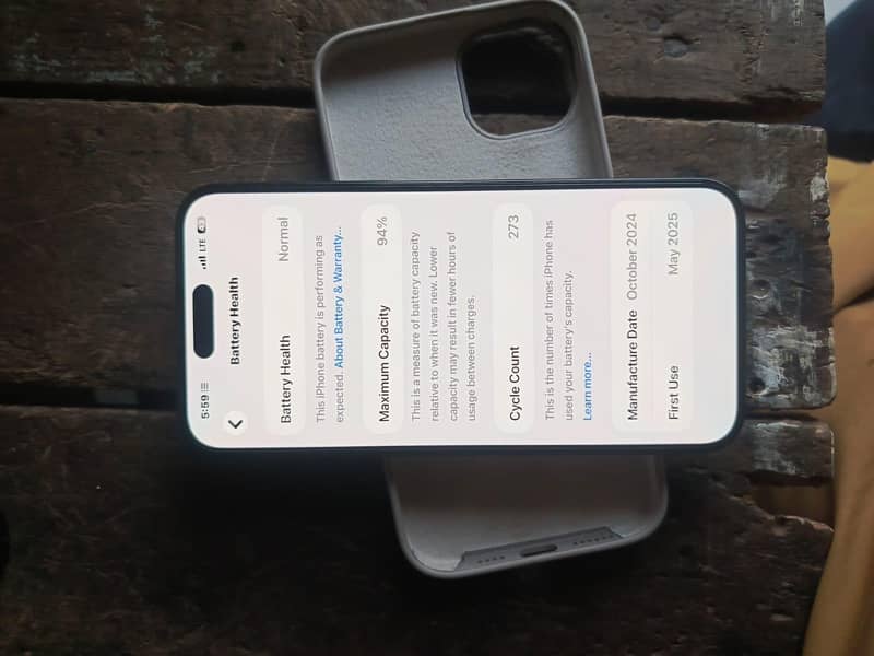 Apple iPhone 15 plus 6