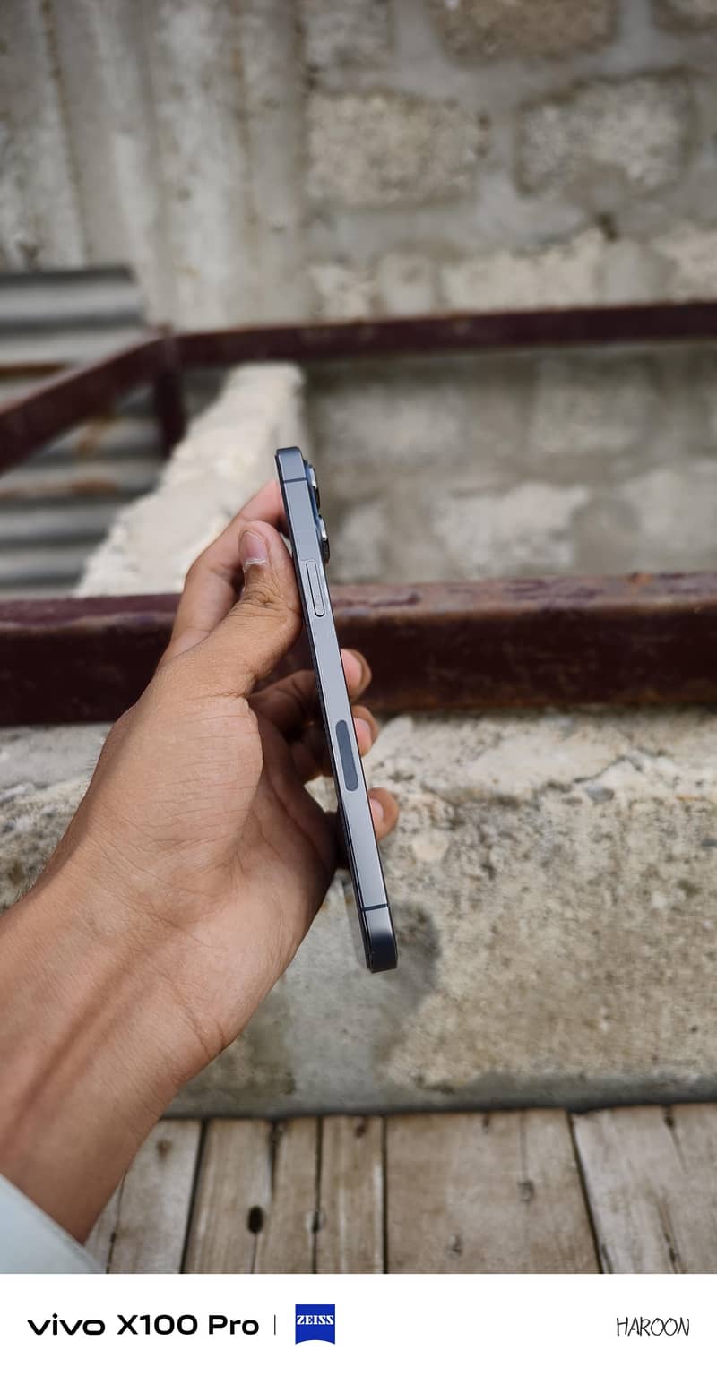 Apple iPhone 13 Pro Max 5
